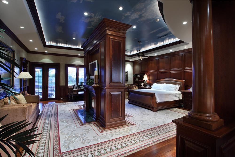 Luxury-Master-Bedroom-Designs-15.jpg