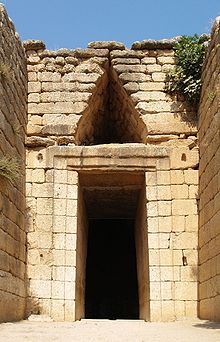 220px-Treasury_of_Atreus_Entrance_Mycenae.jpg