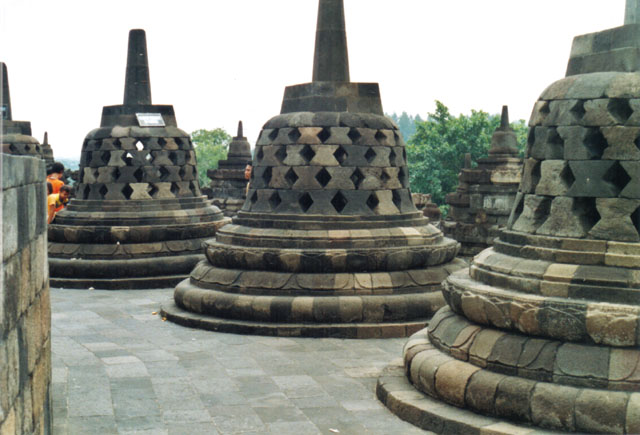 Borobudur_Stupa.jpg