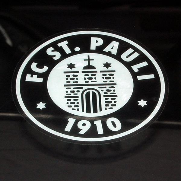 FC_St_Pauli_Heckscheibenaufkleber_Logo_transparent-6417_0.jpg