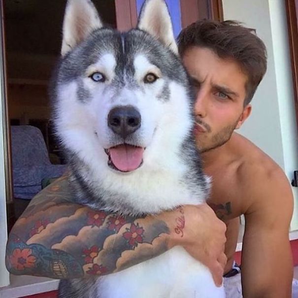 Hot-Dudes-With-Dogs-Instagram-Is-The-Ultimate-Internet-Eye-Candy-58d41fd4b3b89-jpeg__605.jpg